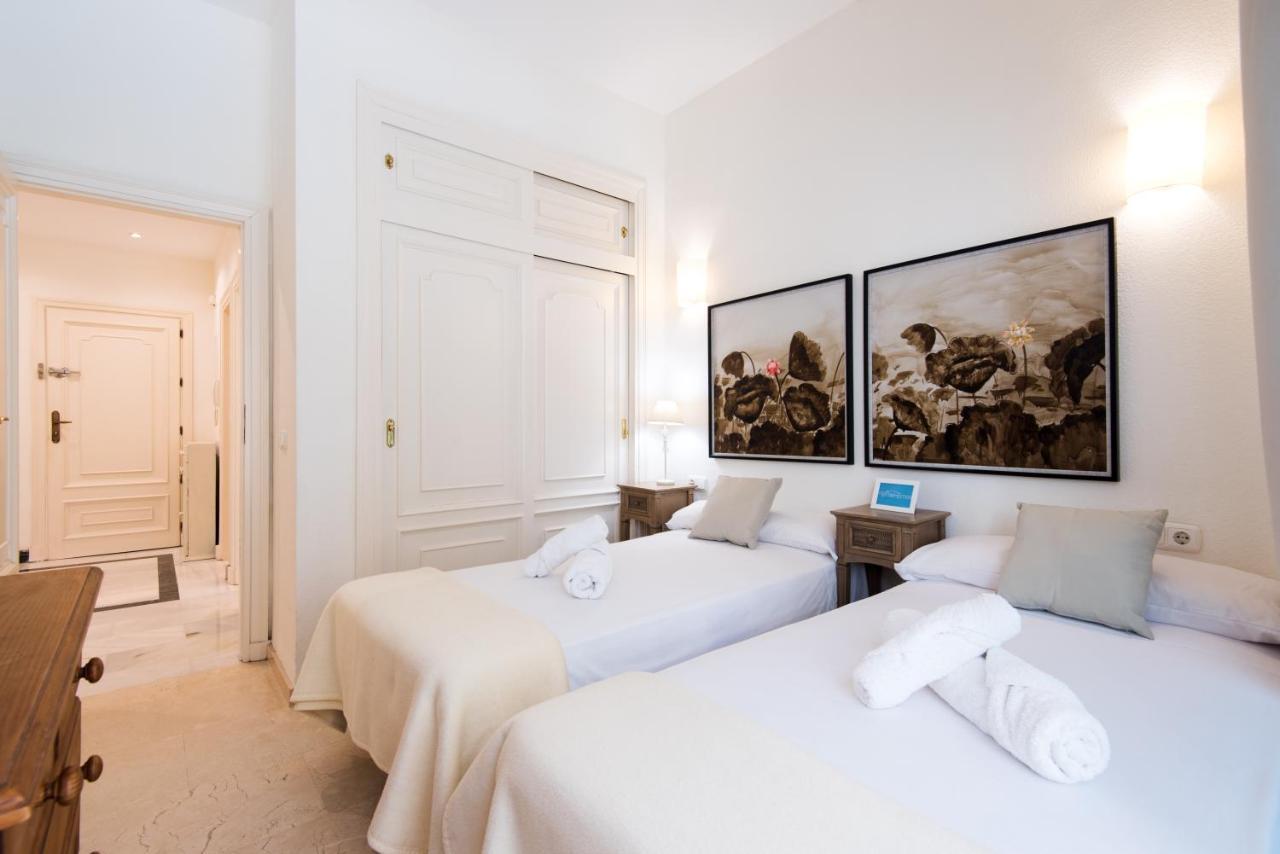 Rentandhomes Beachfront Marbella Center エクステリア 写真