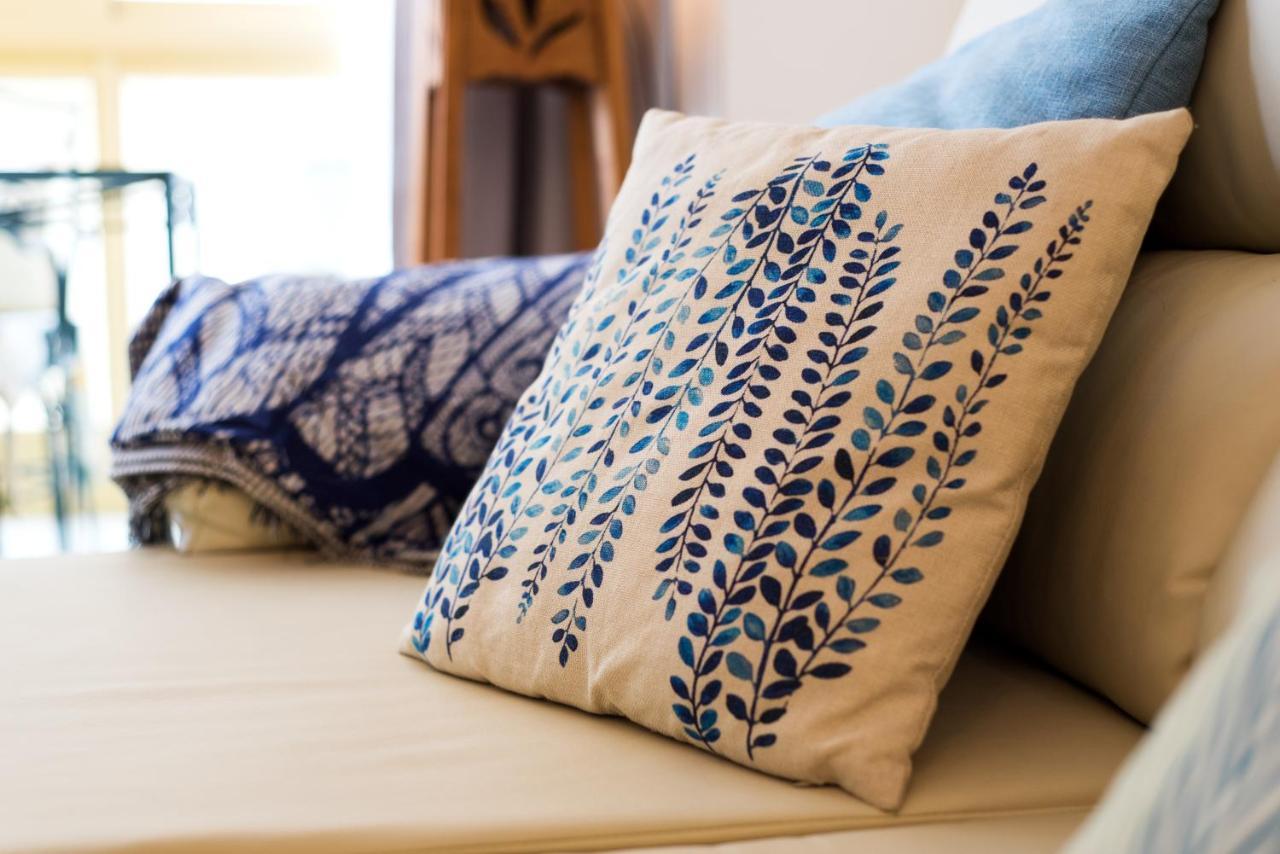 Rentandhomes Beachfront Marbella Center エクステリア 写真