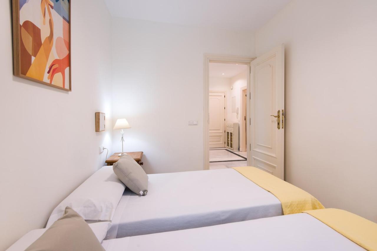 Rentandhomes Beachfront Marbella Center エクステリア 写真