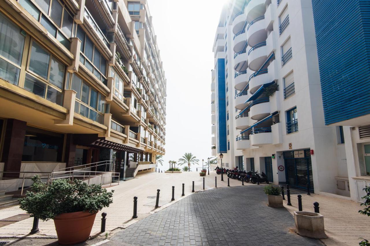 Rentandhomes Beachfront Marbella Center エクステリア 写真