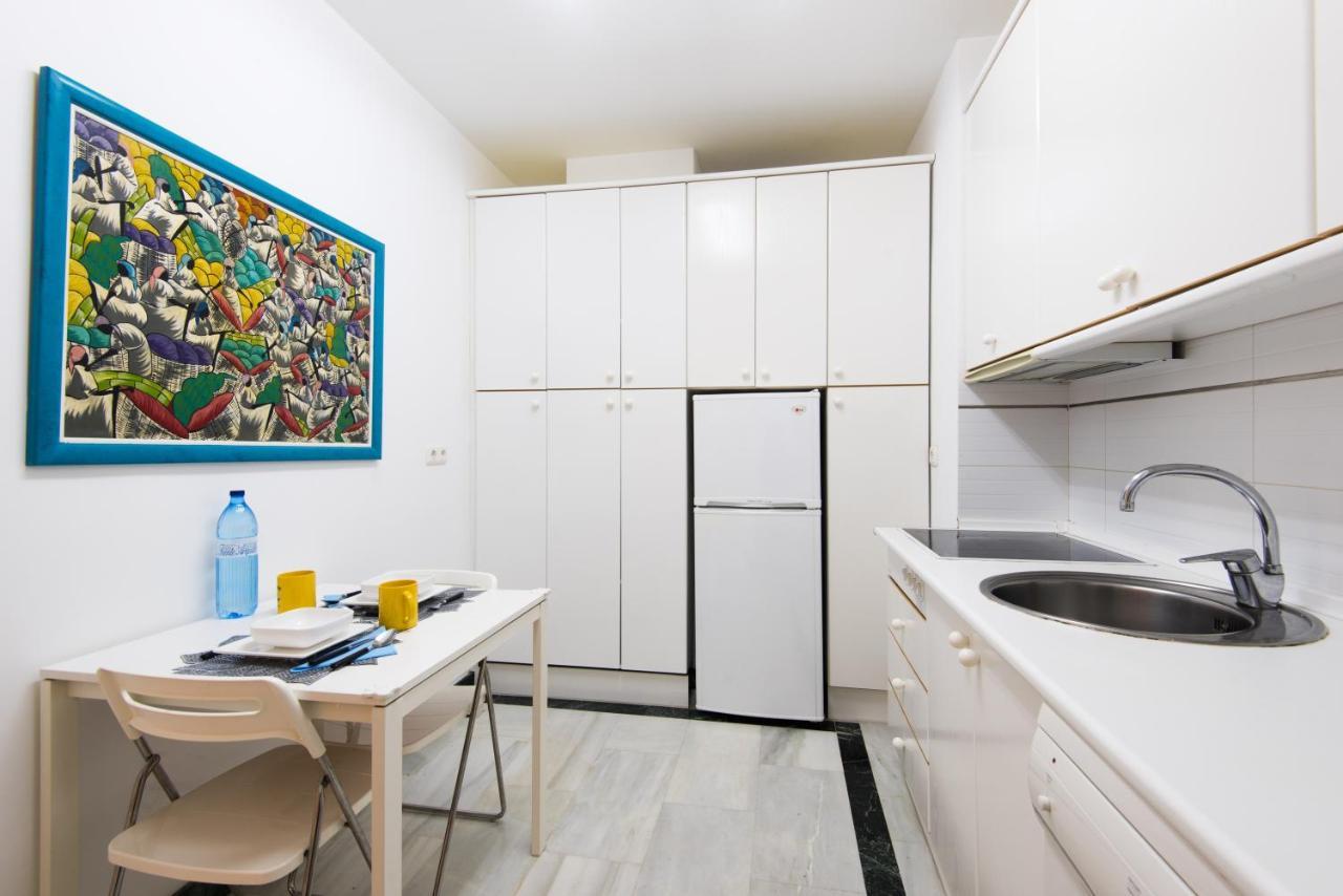 Rentandhomes Beachfront Marbella Center エクステリア 写真