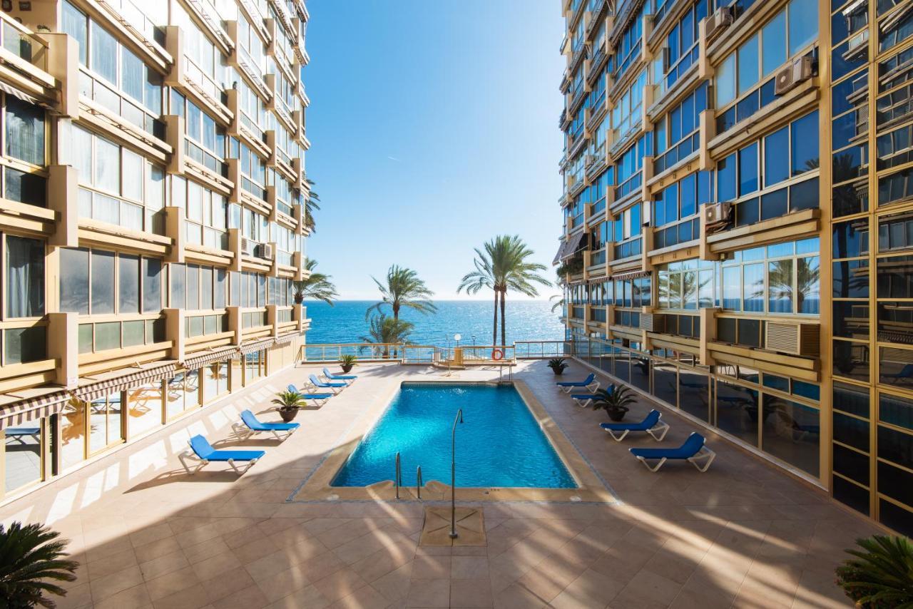 Rentandhomes Beachfront Marbella Center エクステリア 写真
